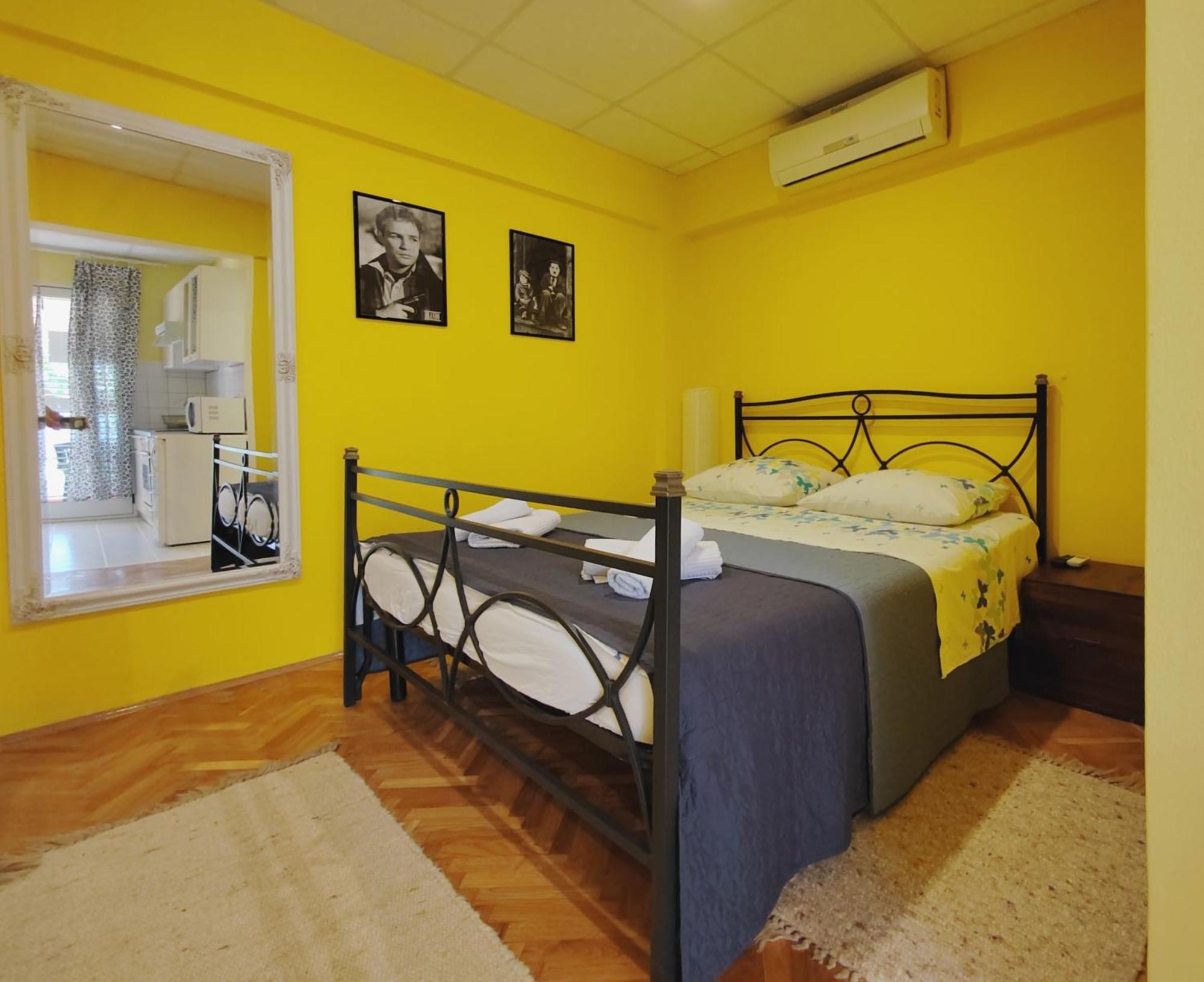 Apartments Gareta Gradac  Esterno foto