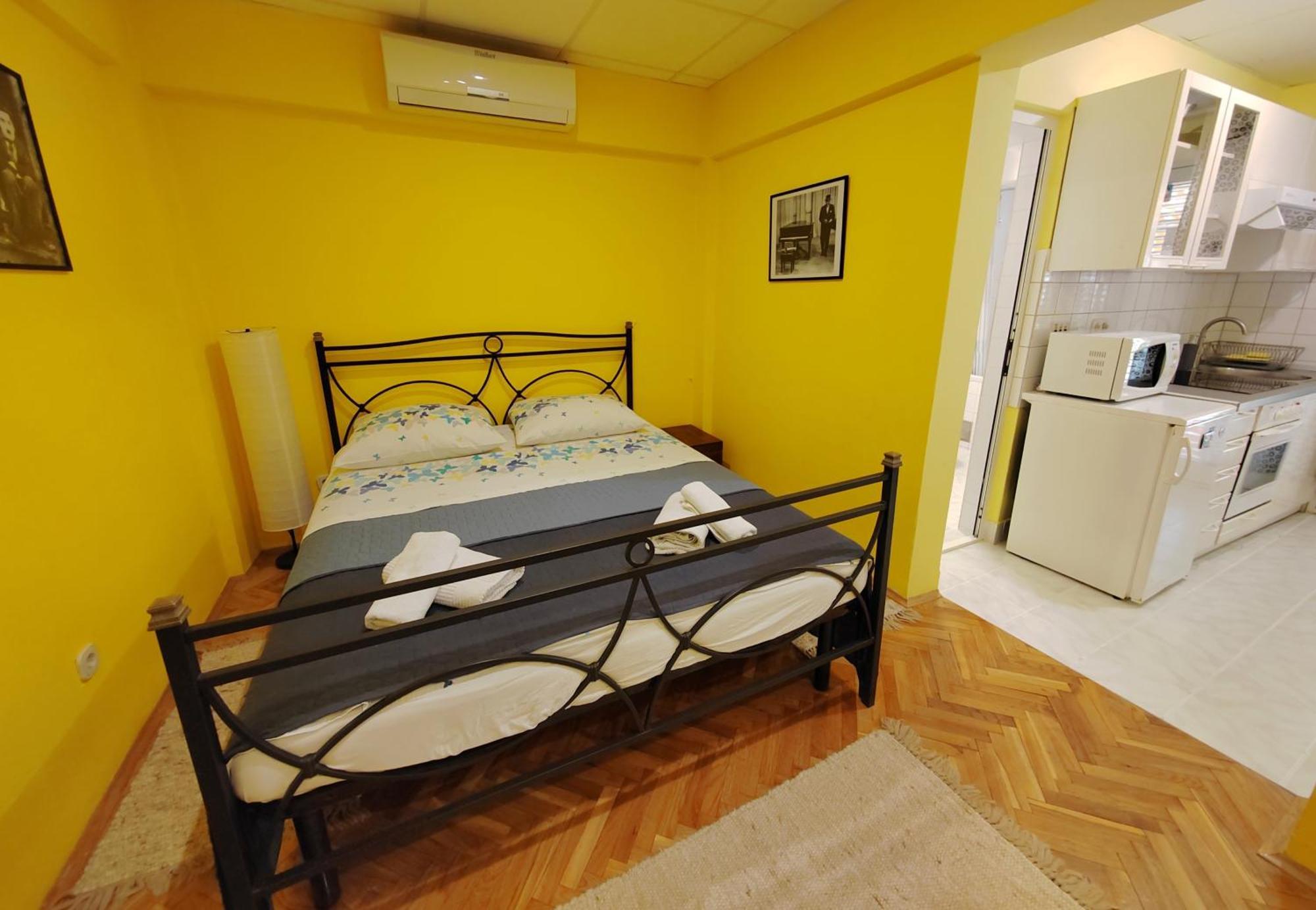 Apartments Gareta Gradac  Esterno foto