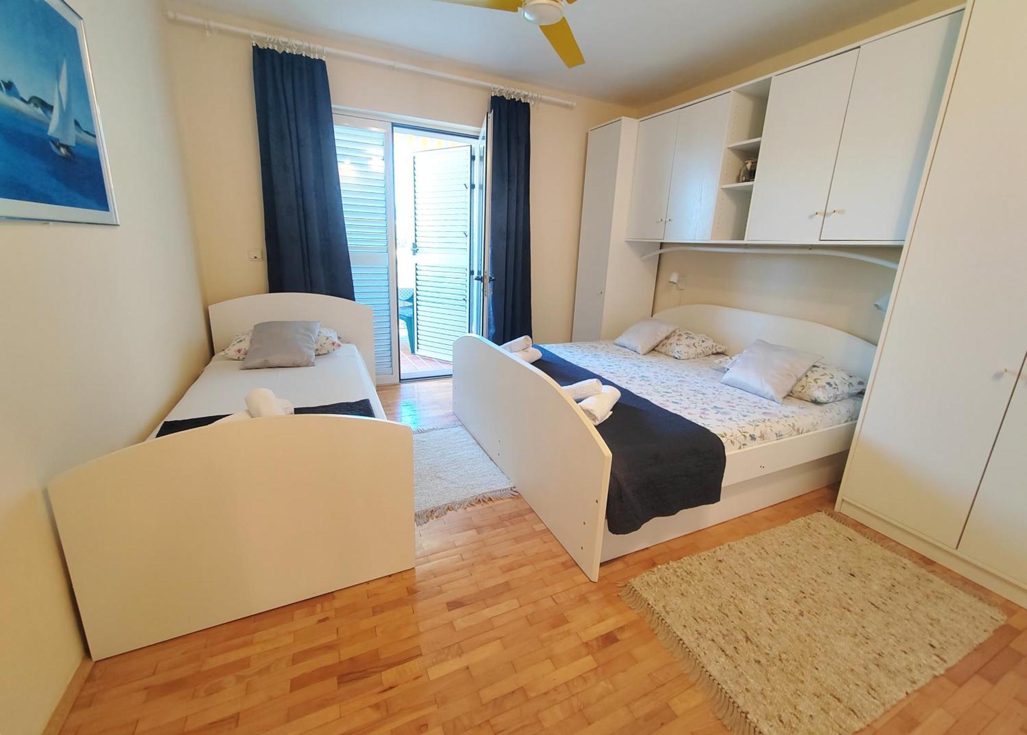 Apartments Gareta Gradac  Esterno foto